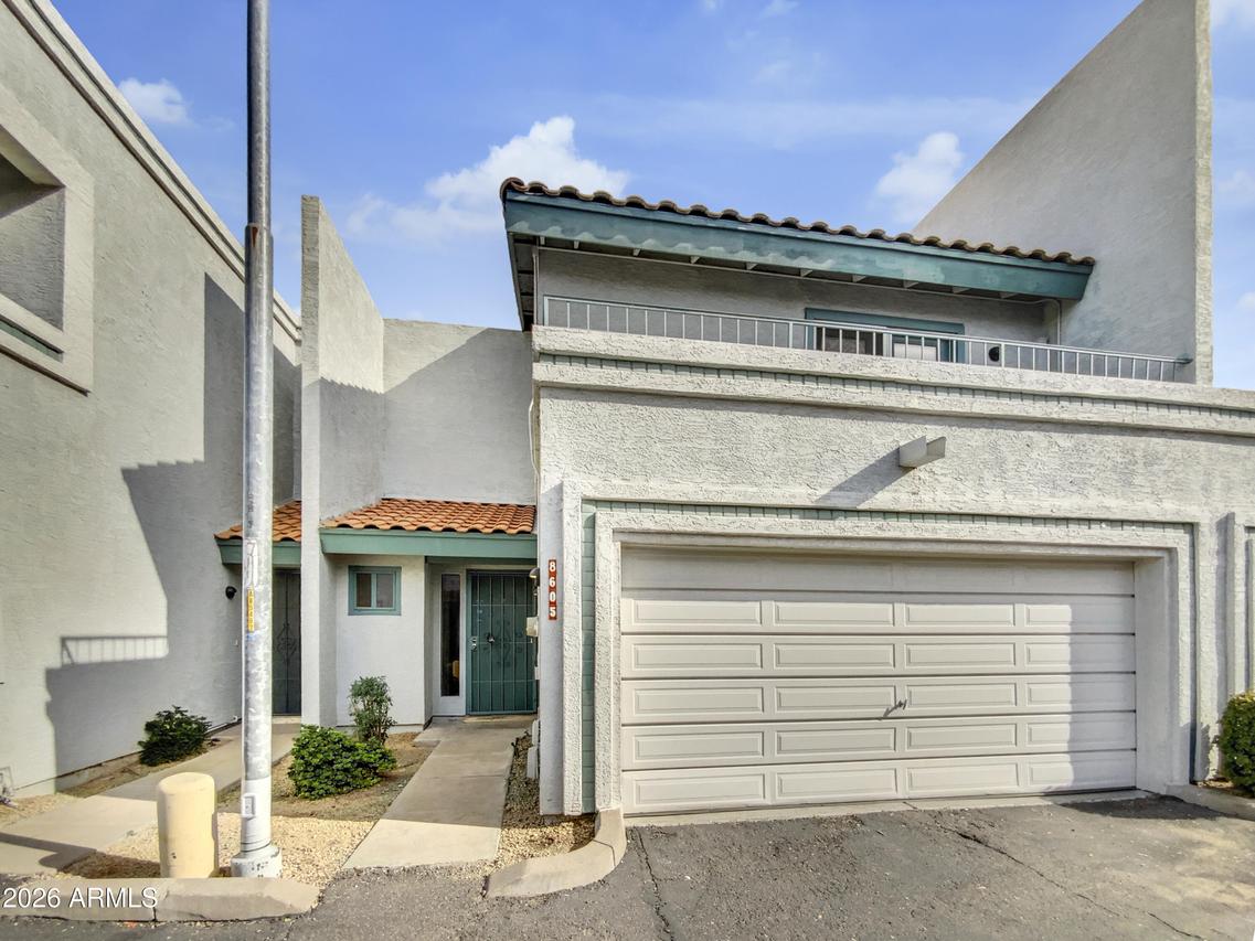 8605 N 67th Ln., Peoria, AZ 85345