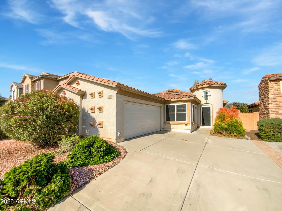 18250 W Smokey Dr., Surprise, AZ 85388