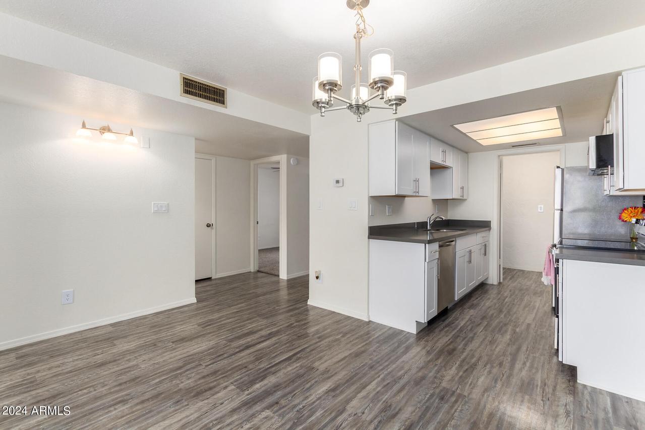 11048 N 28th Dr. #145, Phoenix, AZ 85029