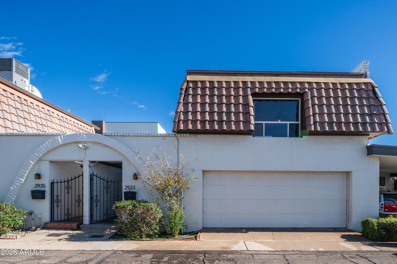 2933 N Casa Tomas Ct., Phoenix, AZ 85016