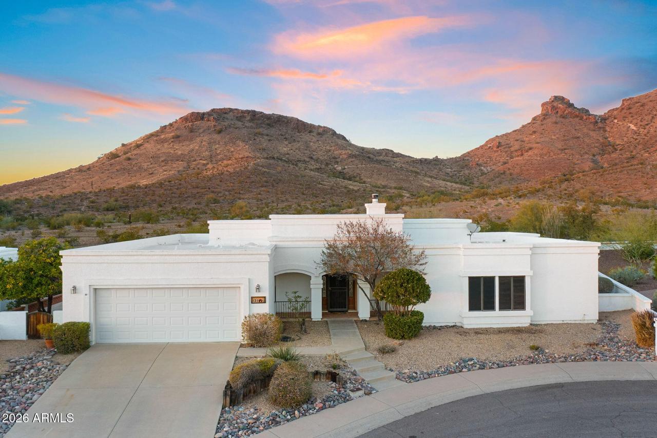 1318 E Acoma Dr., Phoenix, AZ 85022