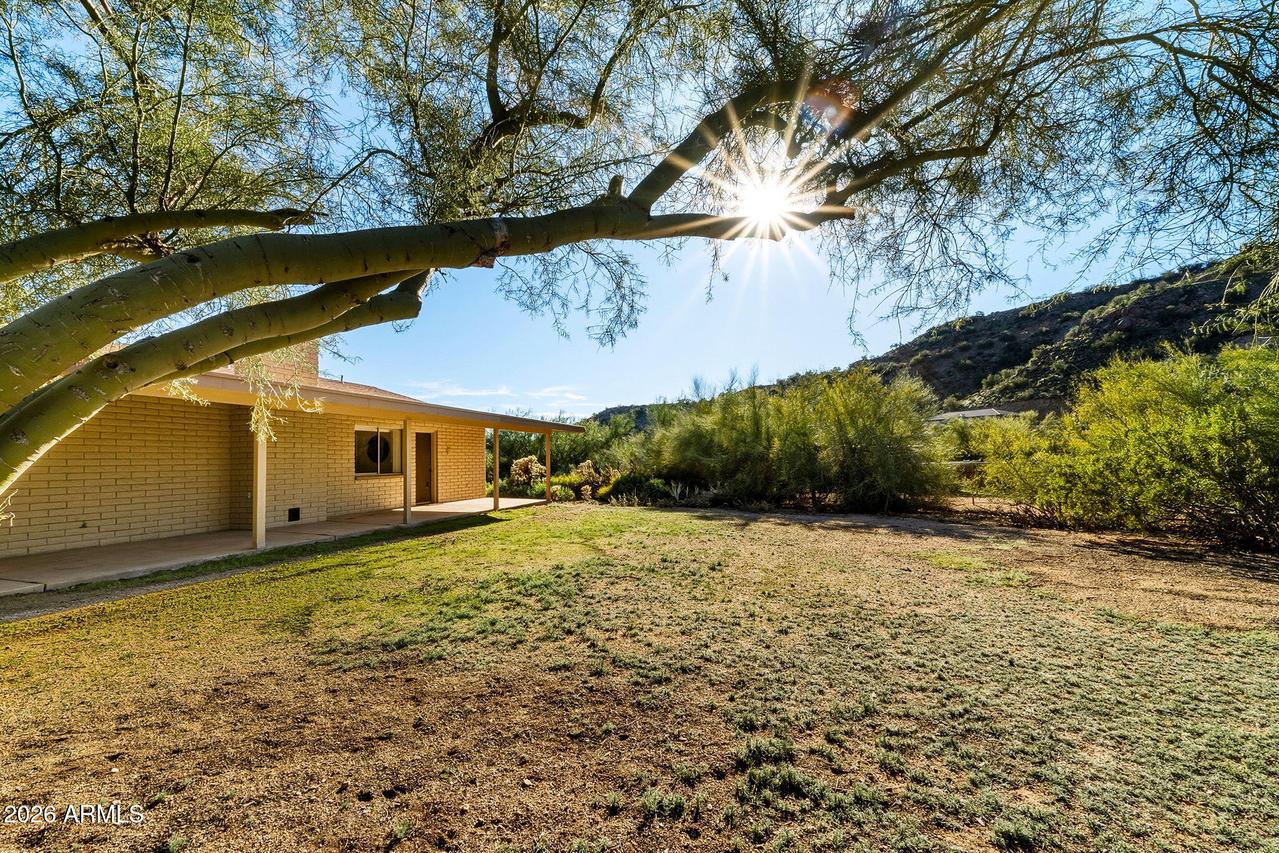 9004 E Grandview Dr., Mesa, AZ 85207