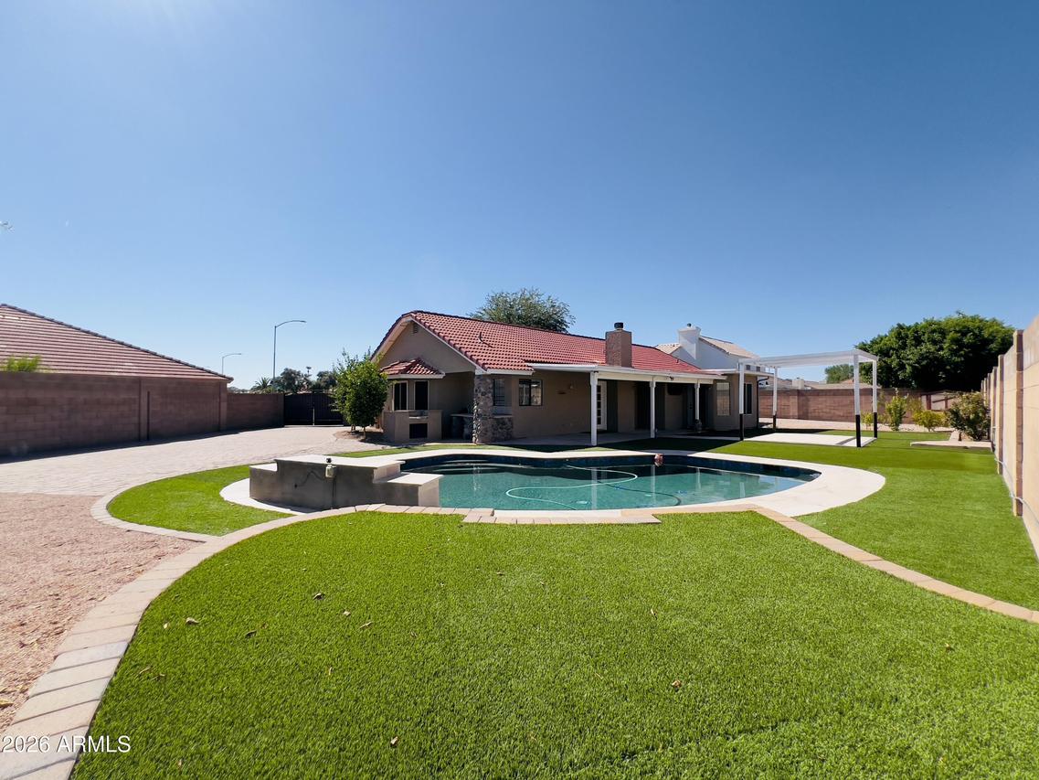 625 N 38th St., Mesa, AZ 85205