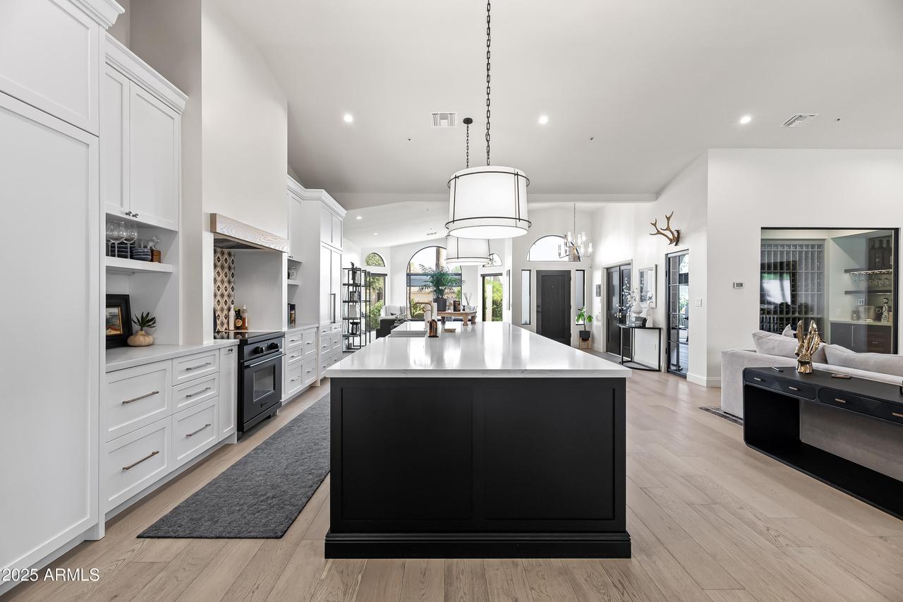 8720 E San Vicente Dr., Scottsdale, AZ 85258