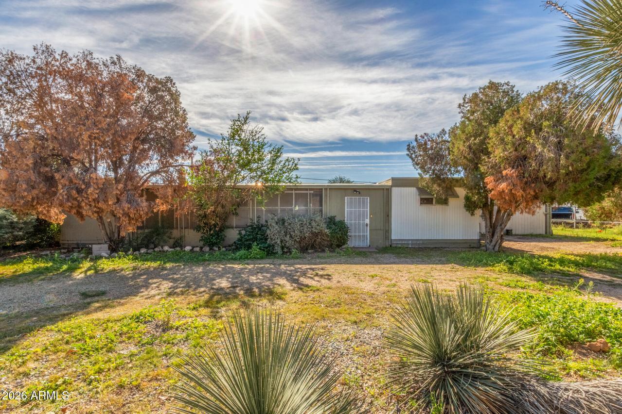 6633 W Nancy Rd., Glendale, AZ 85306