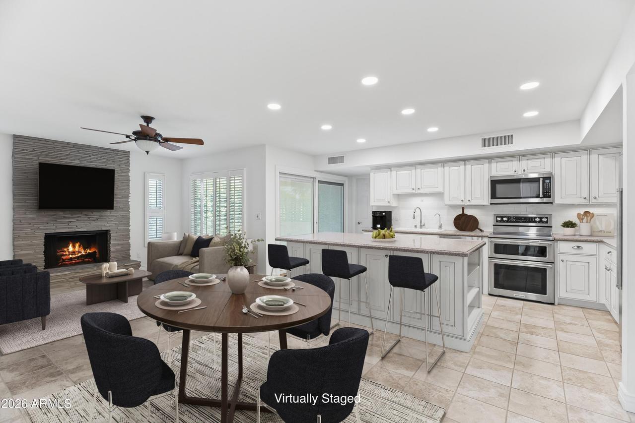 8084 E Del Laton Dr., Scottsdale, AZ 85258