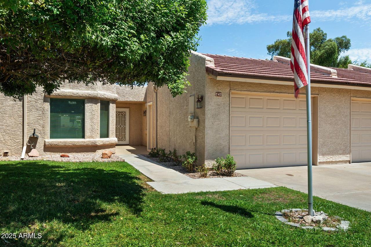747 S Arrowwood Way, Mesa, AZ 85208