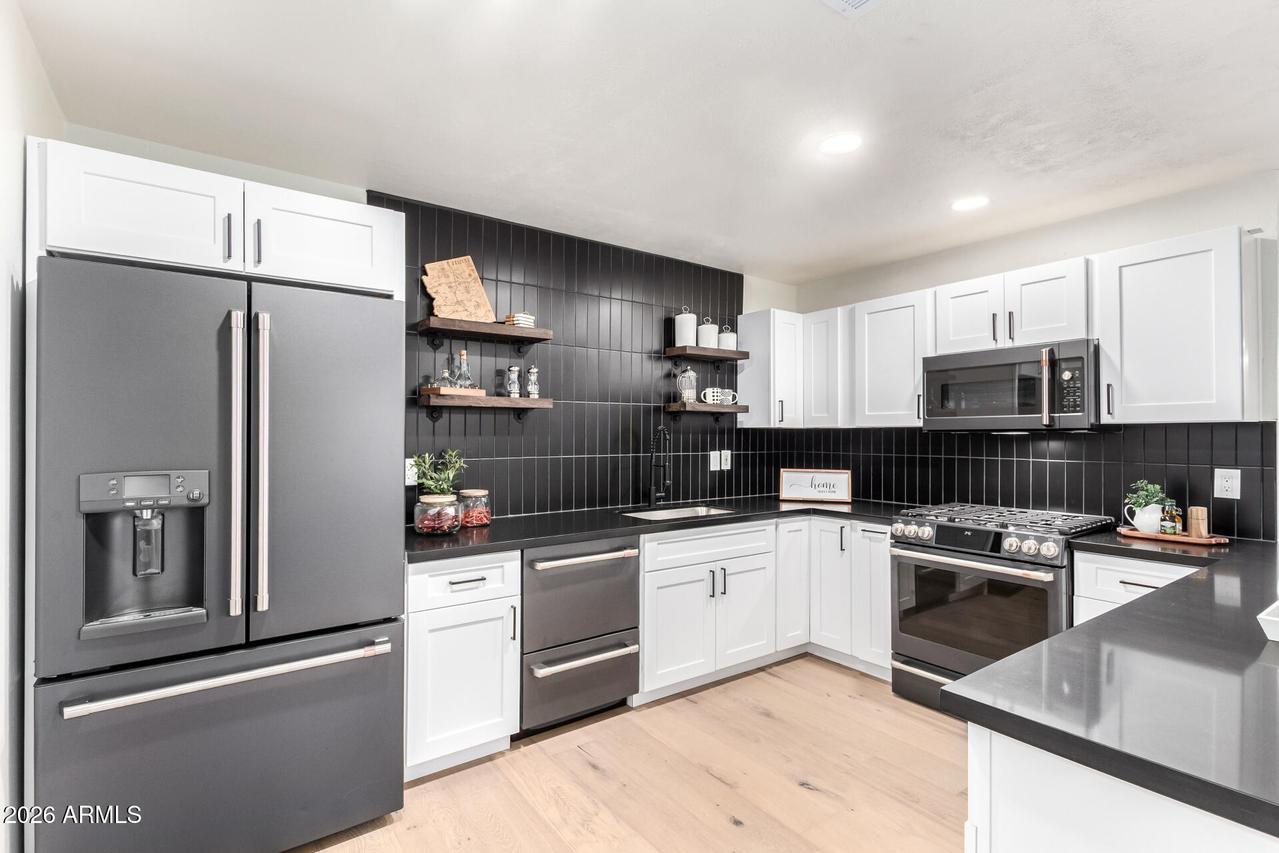 8252 E Heatherbrae Dr., Scottsdale, AZ 85251