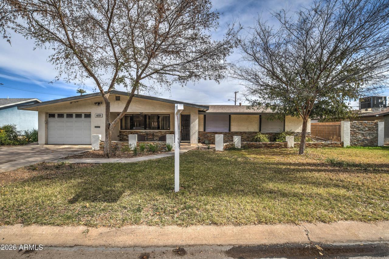 6131 N 8th Ave., Phoenix, AZ 85013