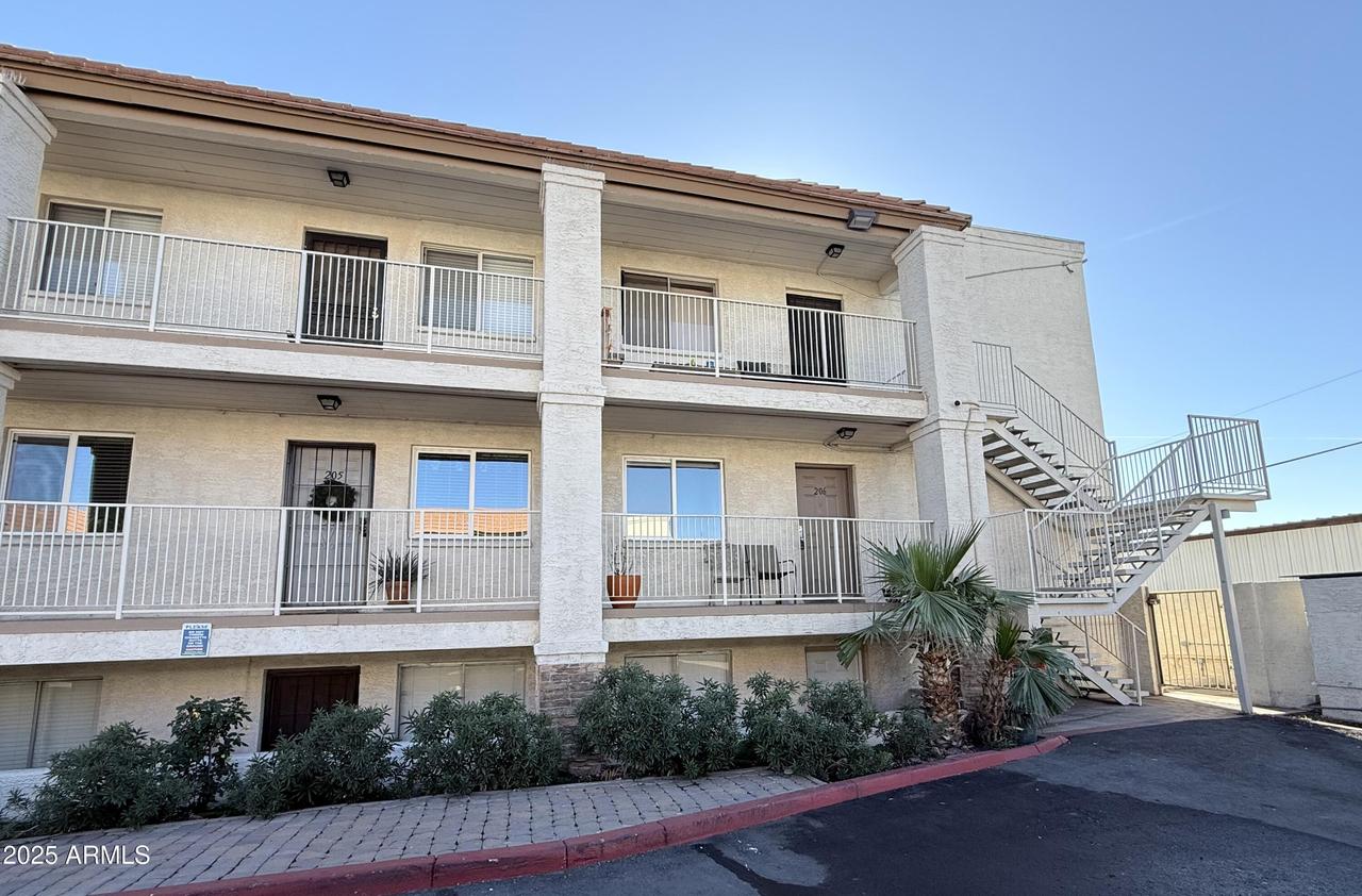 21622 N 23rd Ave. #B206, Phoenix, AZ 85027