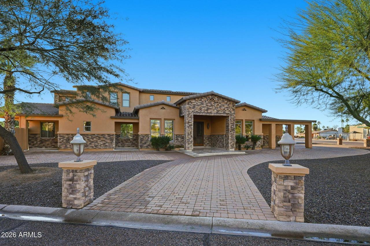 6653 E Sweetwater Ave., Scottsdale, AZ 85254