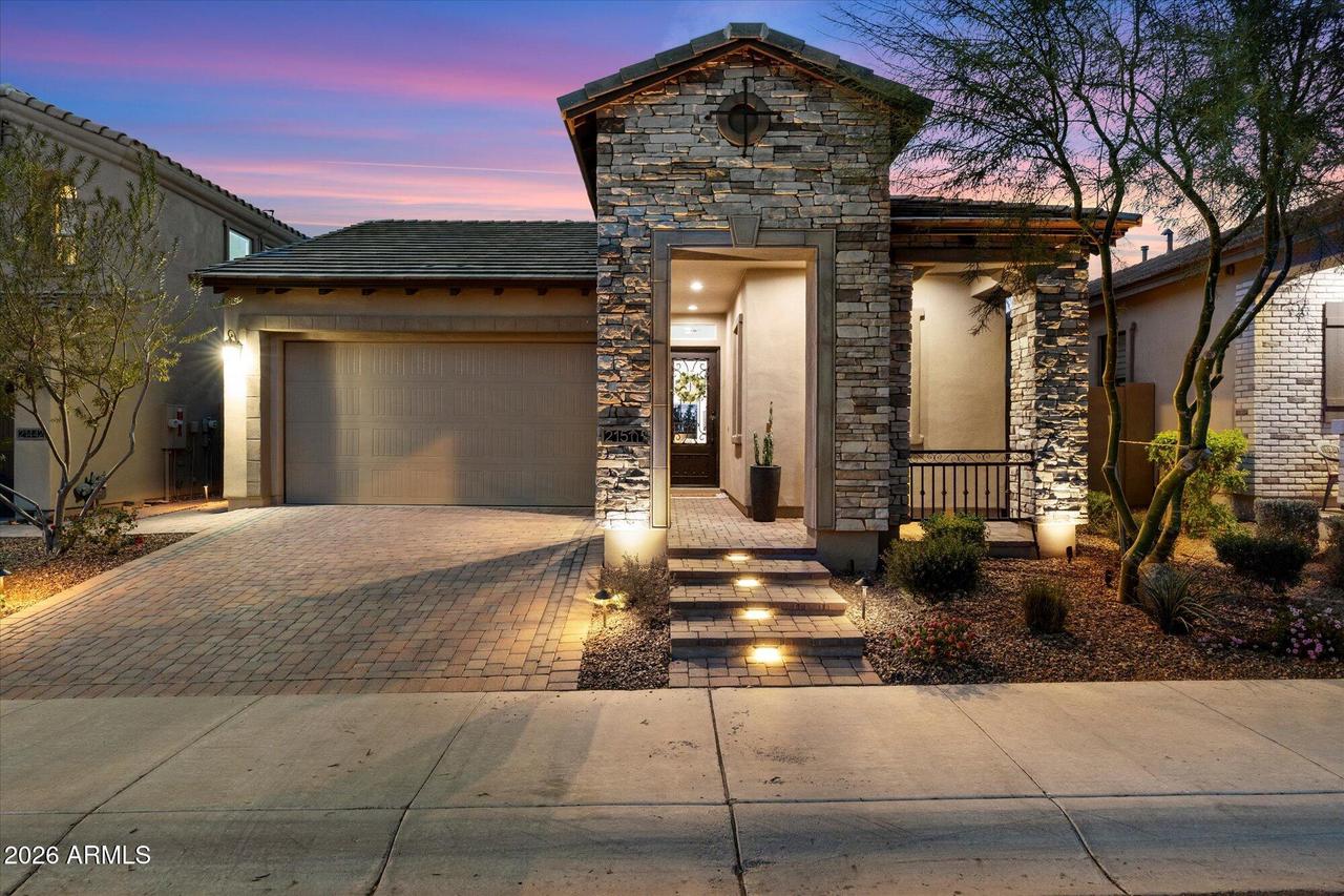 21514 N 58th St., Phoenix, AZ 85054