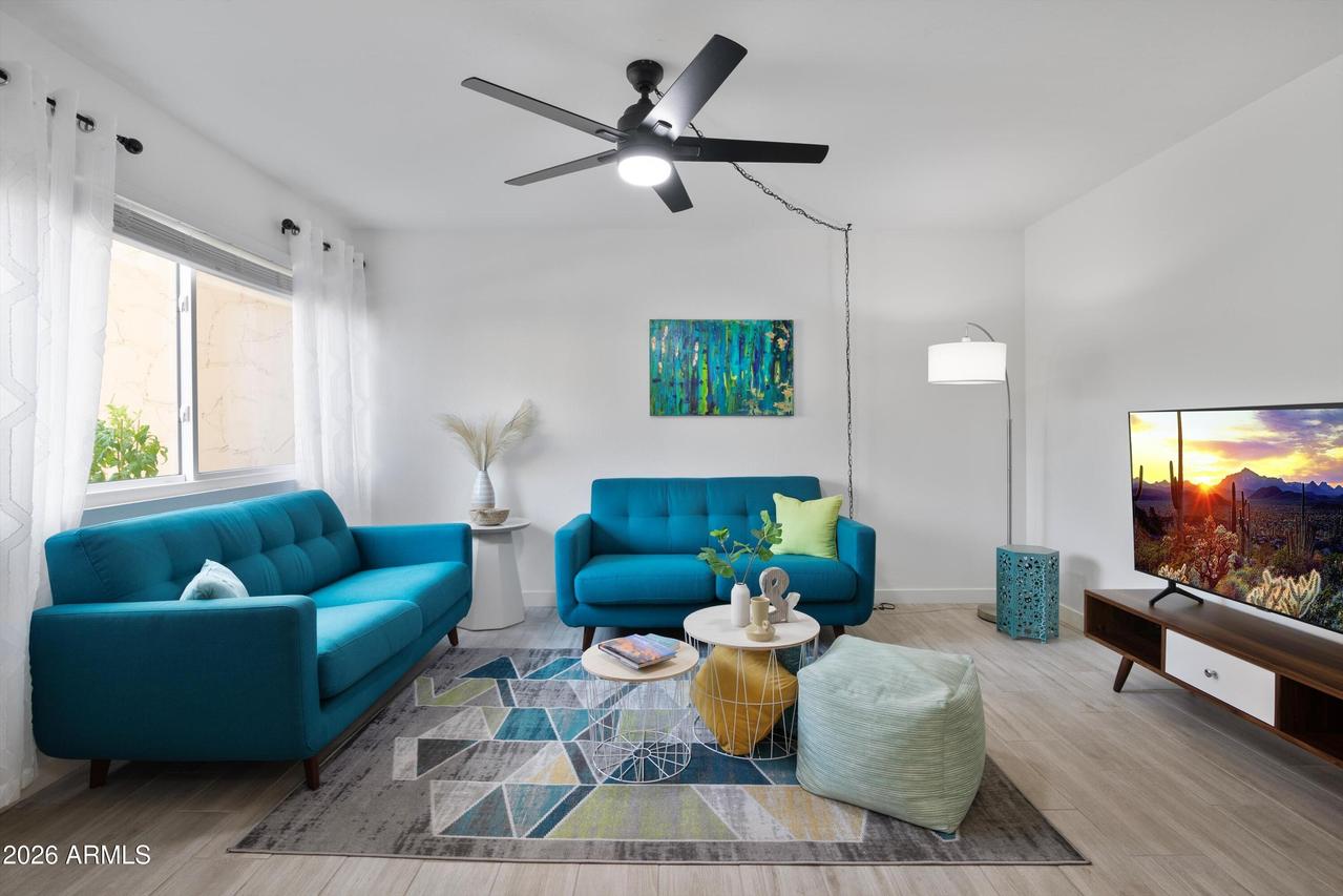 8055 E Thomas Rd. #D105, Scottsdale, AZ 85251