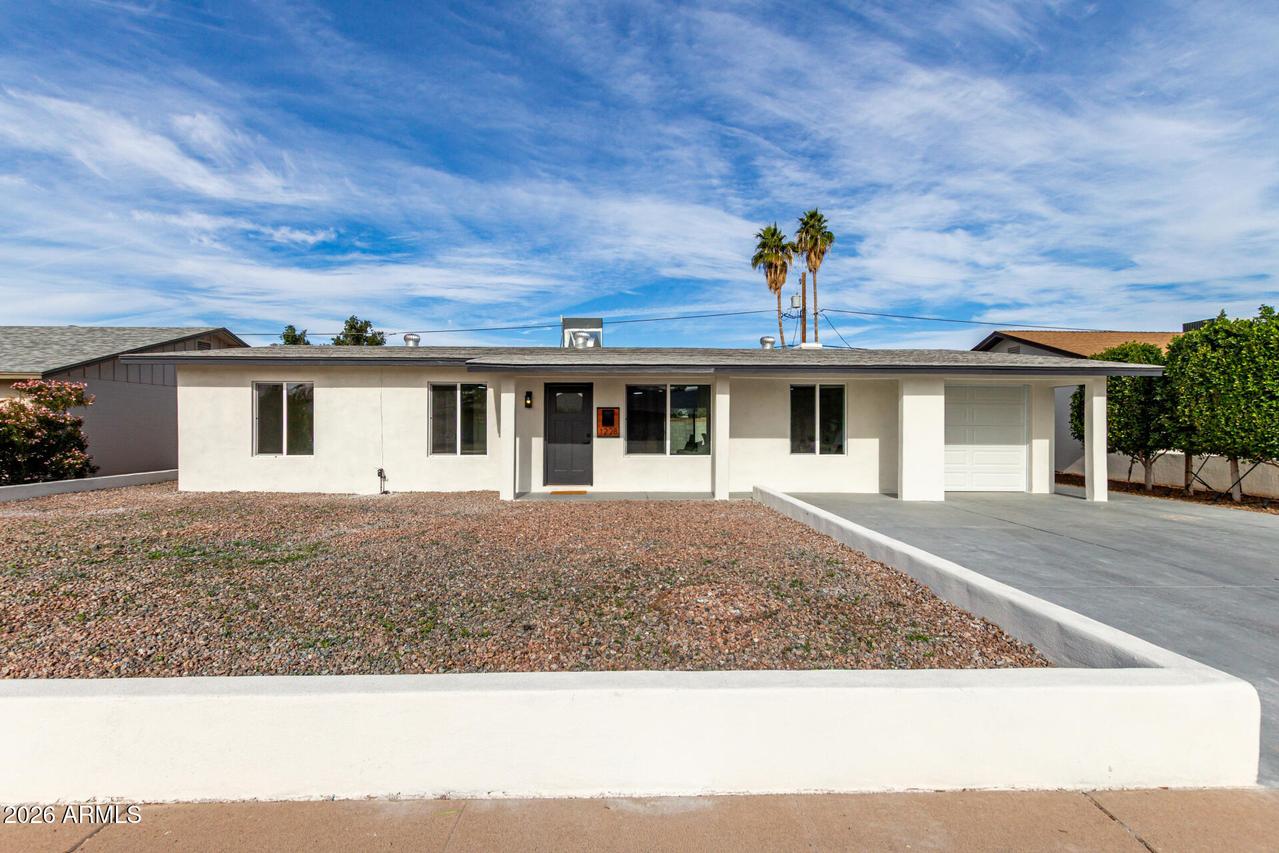 1228 E Broadmor Dr., Tempe, AZ 85282