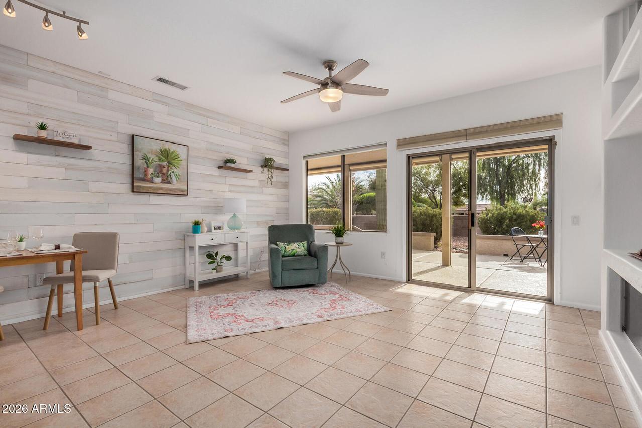 15303 W Kidneywood Ln., Surprise, AZ 85374