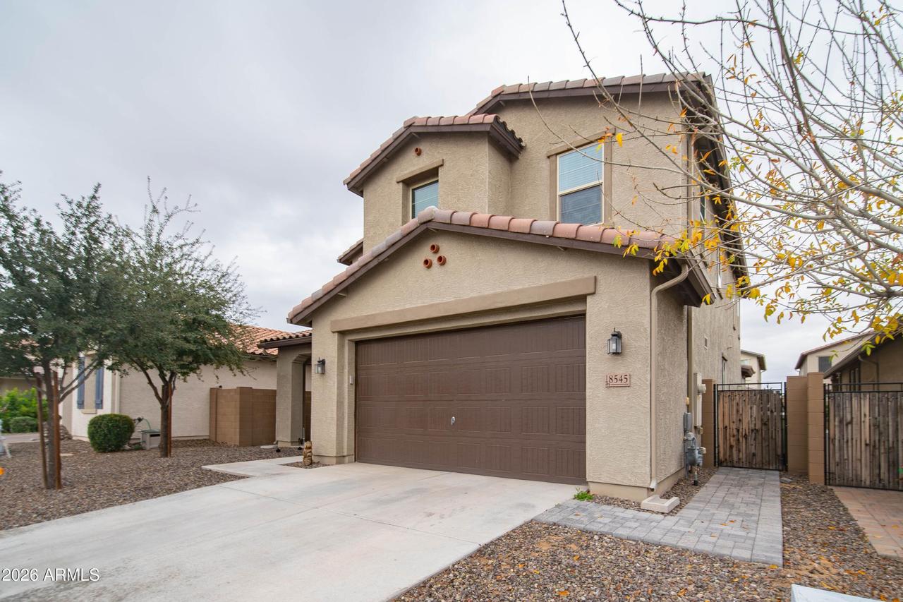 8545 W Peppertree Ln., Glendale, AZ 85305