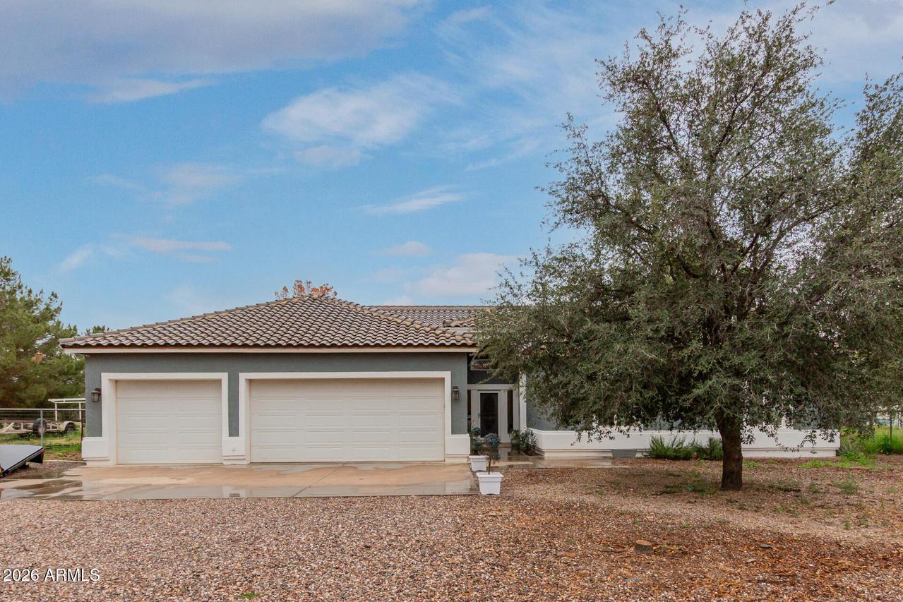 4703 E Horse Mesa Tr., San Tan Valley, AZ 85140