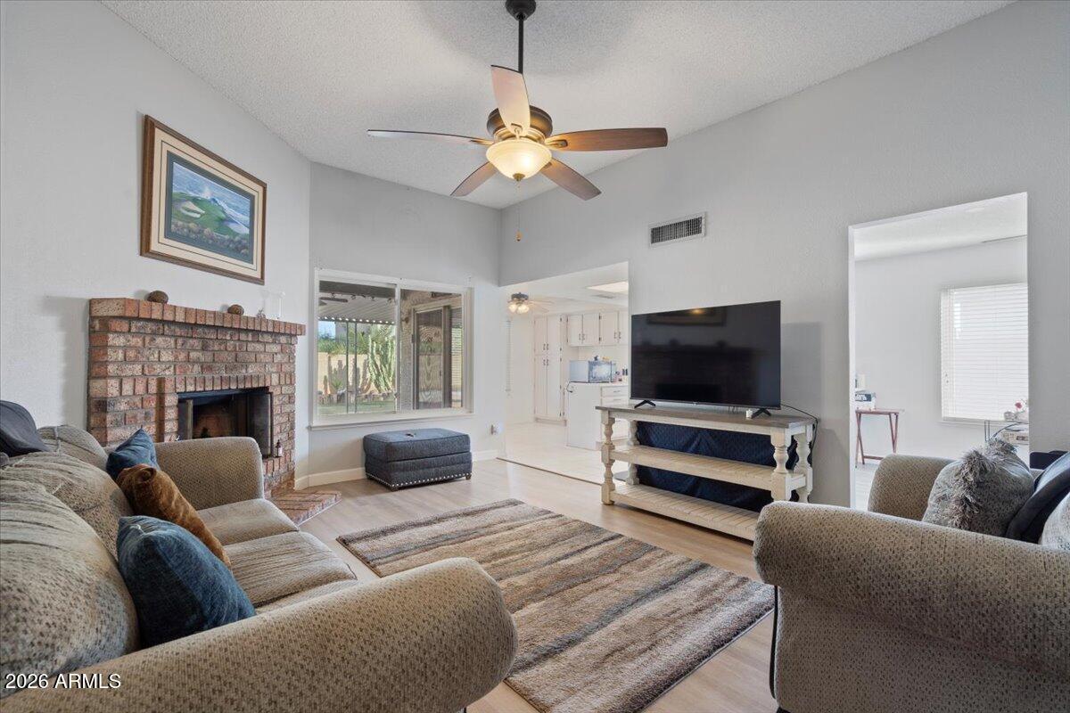 1920 E Saint Catherine Ave., Phoenix, AZ 85042