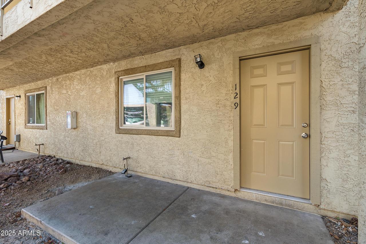2220 W Dora St. #129, Mesa, AZ 85201