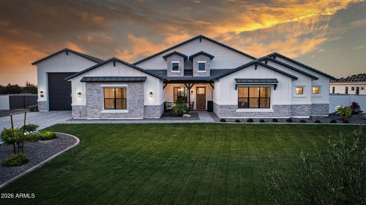 18814 E Country Meadows Ct., Queen Creek, AZ 85142