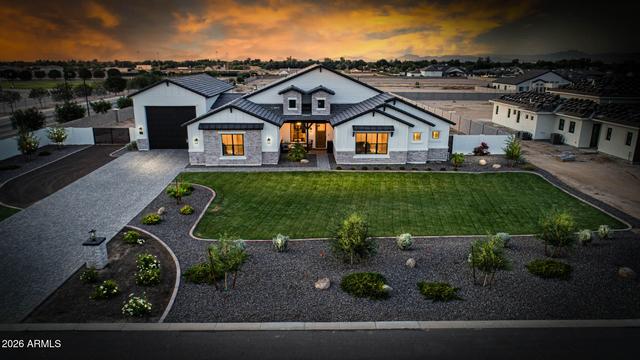 New Homes with Master Bedrooms on the 1st Floor That Attend Queen Creek Elementary School: January 3rd to January 9th