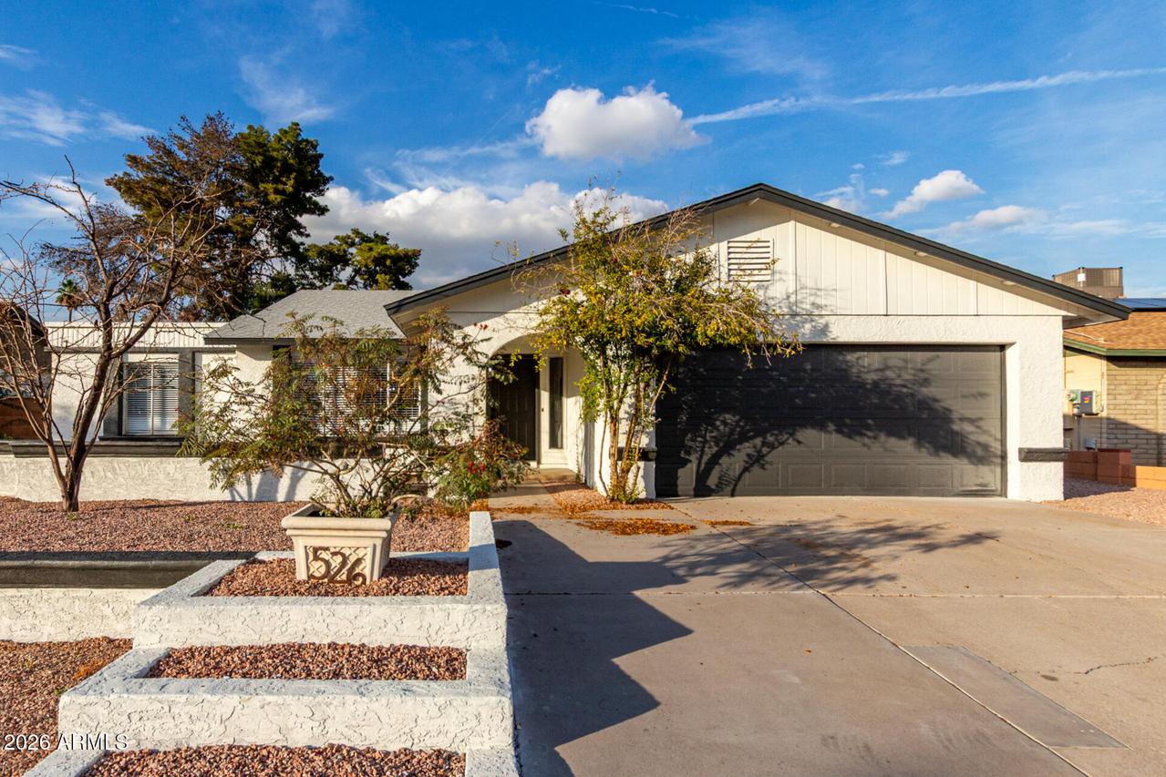 526 W Pantera Ave., Mesa, AZ 85210