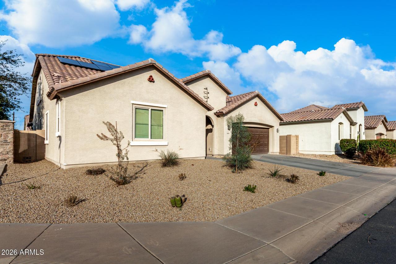 3038 W Lynne Ln., Phoenix, AZ 85041