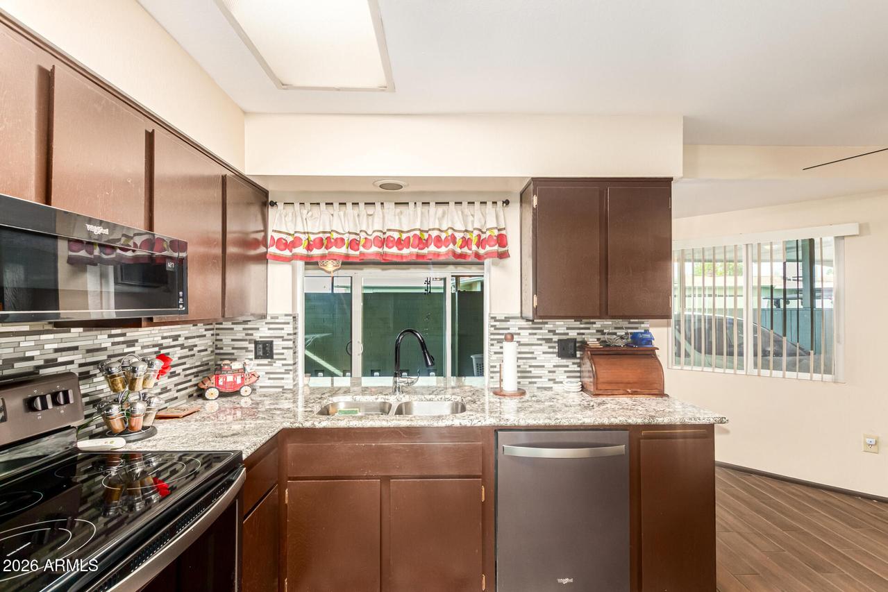 10870 W Santa Fe Dr., Sun City, AZ 85351