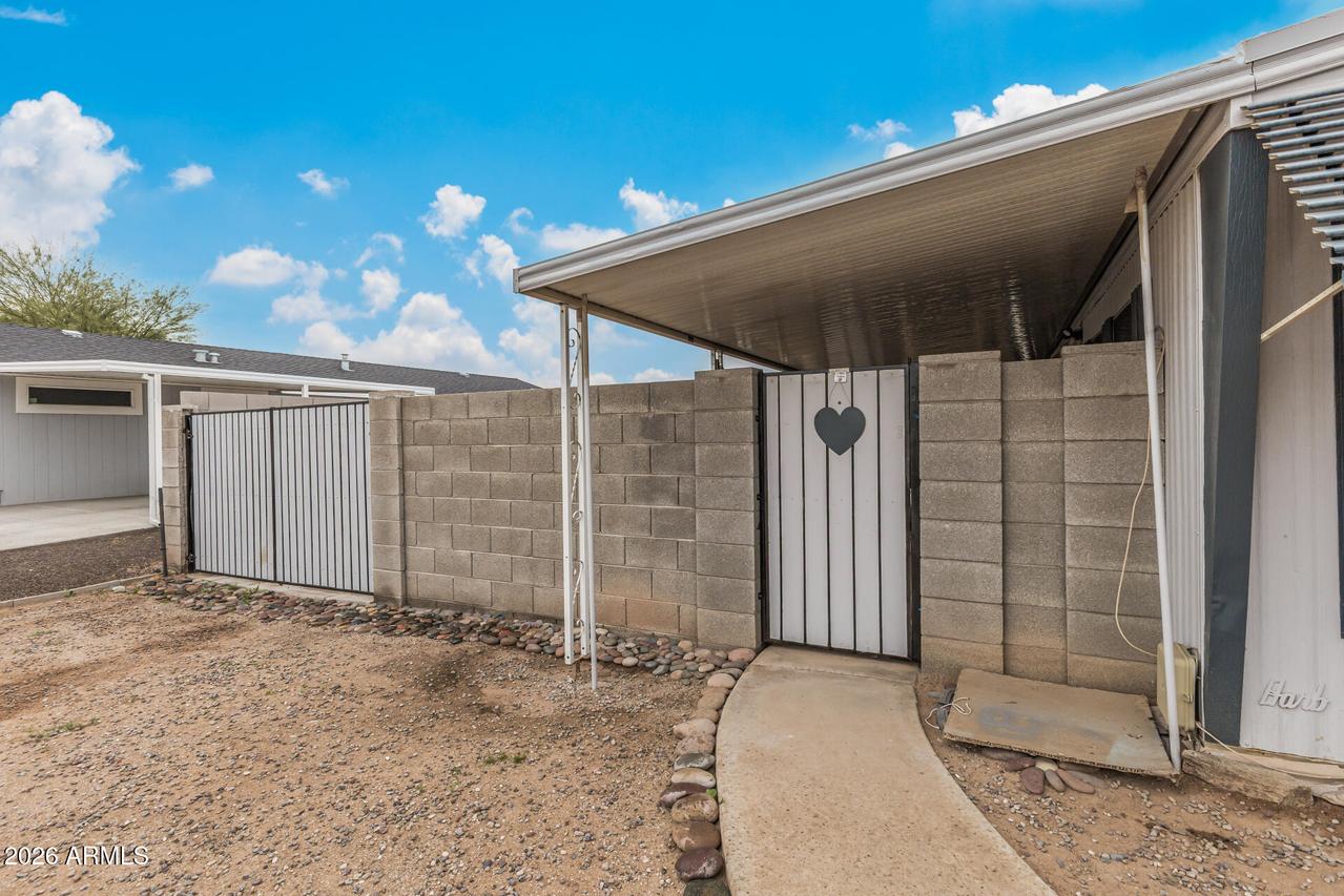 18217 N 2nd Pl., Phoenix, AZ 85022