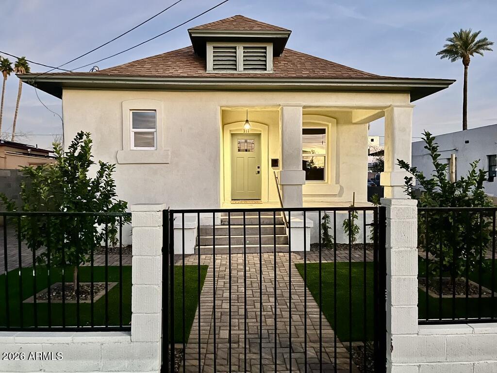 317 N 20th Ave., Phoenix, AZ 85009