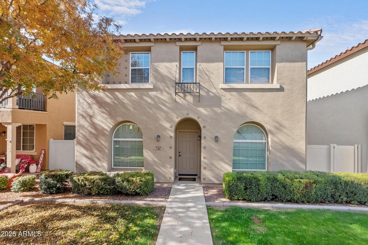 955 S Henry Ln., Gilbert, AZ 85296