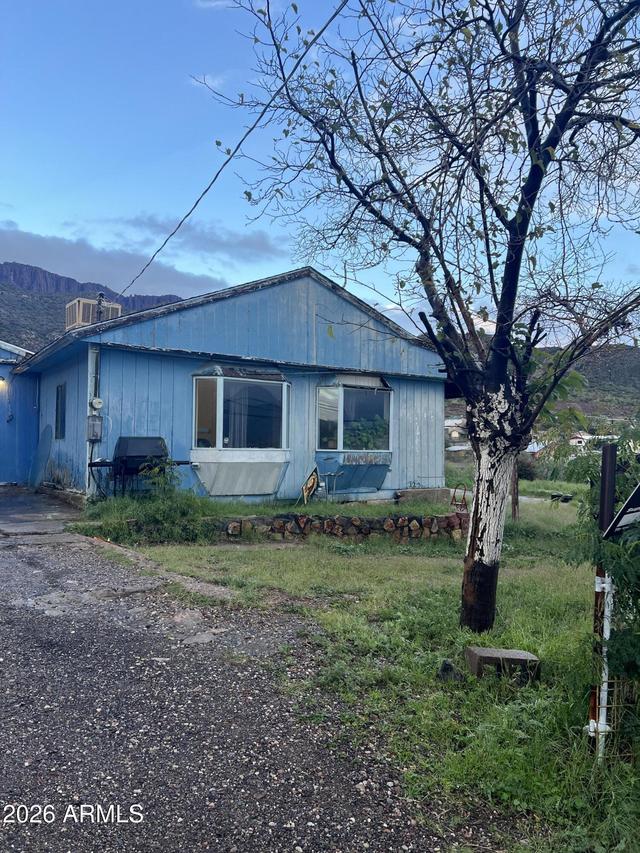 451 S Stone Ave., Superior, AZ 85173