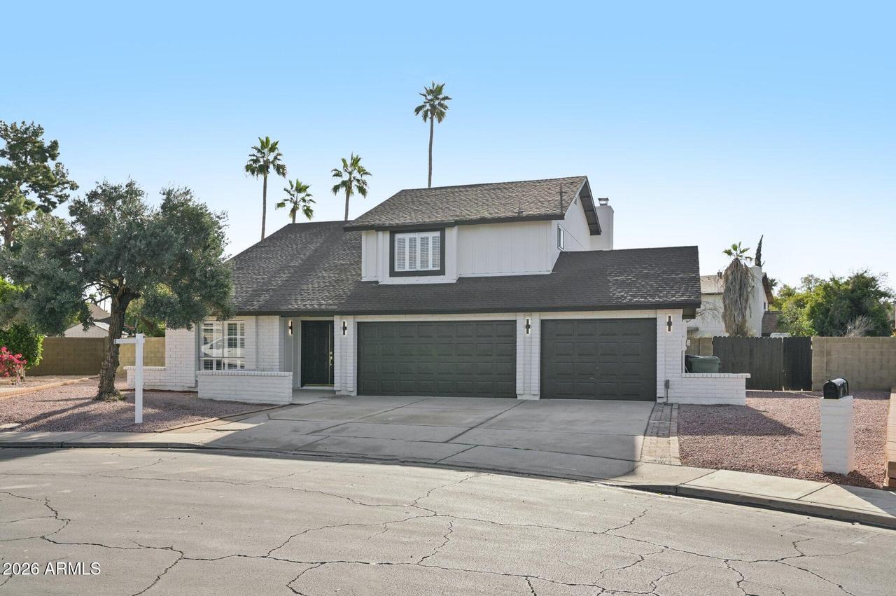 963 W Monte Ave., Mesa, AZ 85210