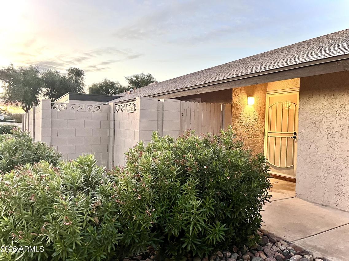 17633 N Lindner Dr., Glendale, AZ 85308
