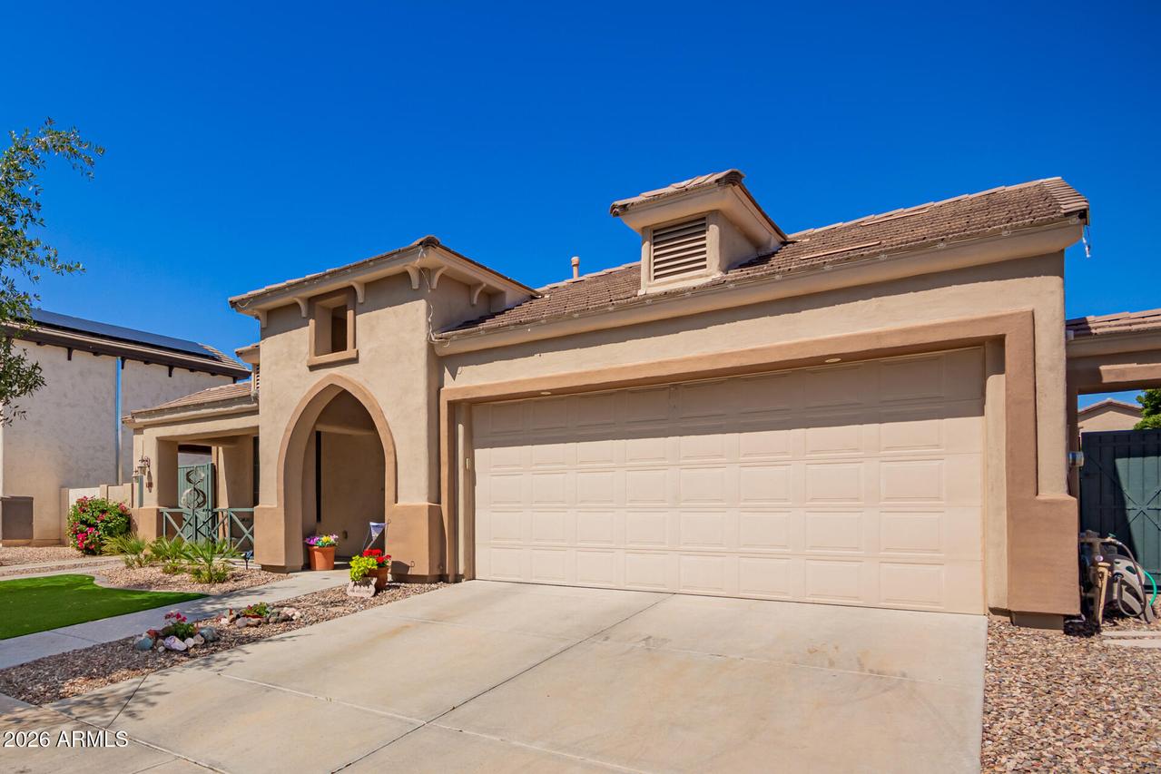 800 W Sycamore Ct., Litchfield Park, AZ 85340
