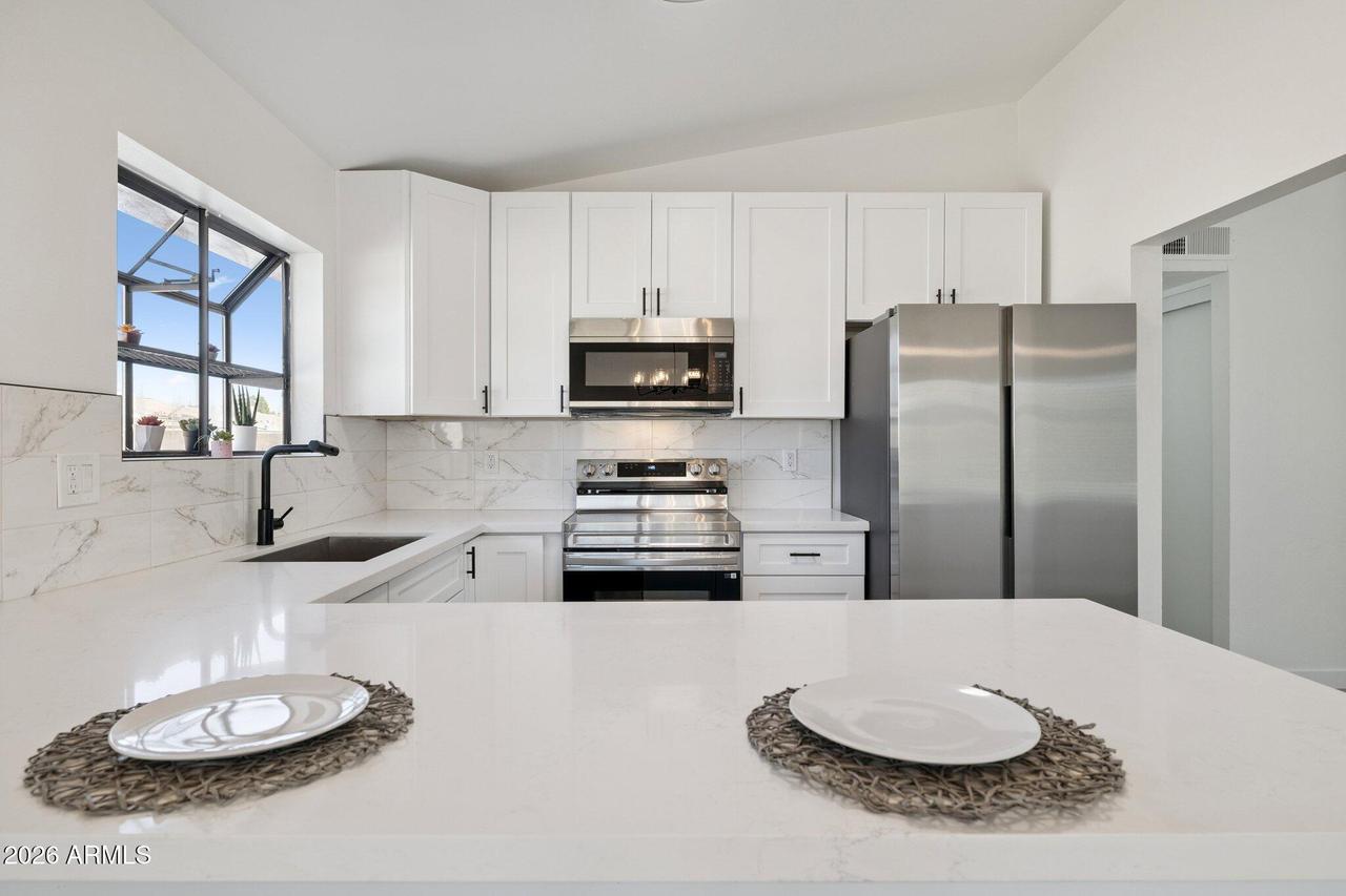 5108 E Shomi St., Phoenix, AZ 85044