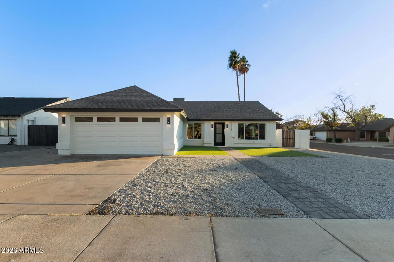 6221 W Comet Ave., Glendale, AZ 85302