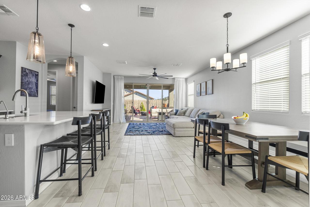 3498 W Dreamy Draw Drive, San Tan Valley, AZ 85144