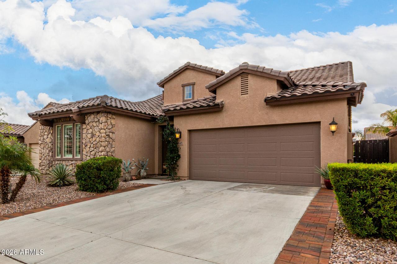 445 E Red Mesa Tr., San Tan Valley, AZ 85143