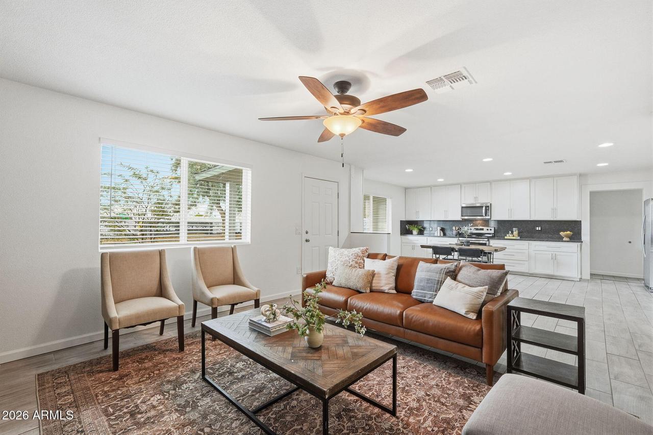 2219 S River Dr., Tempe, AZ 85282