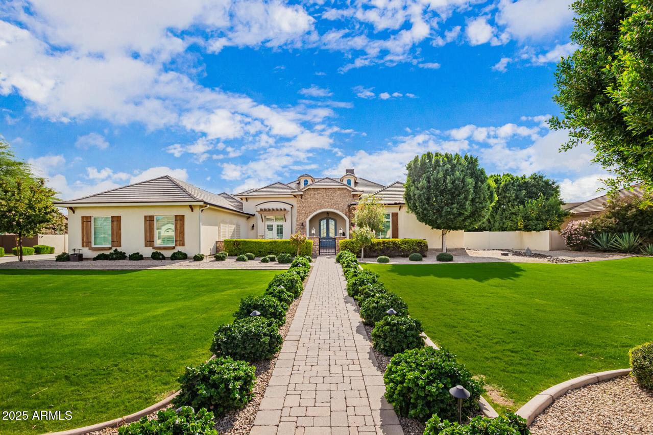 19675 E Via Park St., Queen Creek, AZ 85142