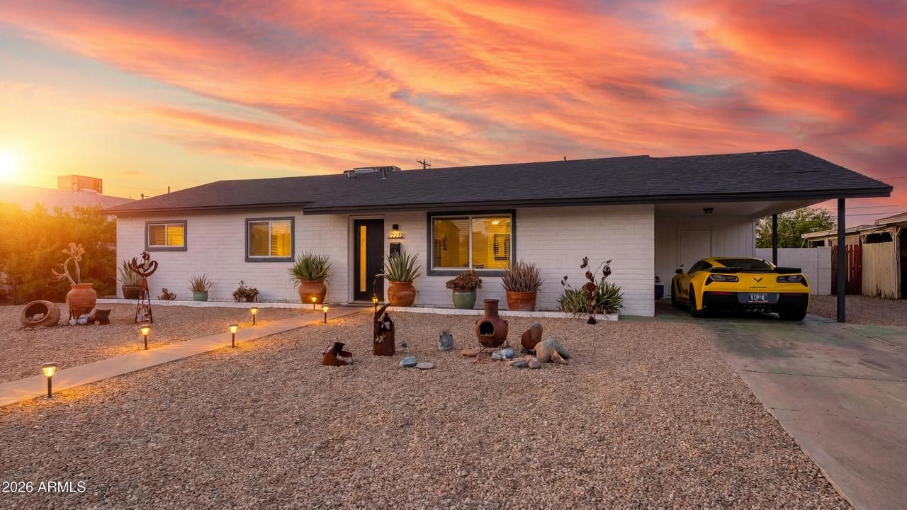 2232 W San Miguel Ave., Phoenix, AZ 85015