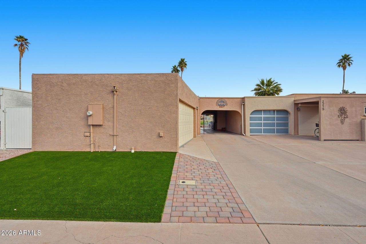 2217 N Recker Rd., Mesa, AZ 85215