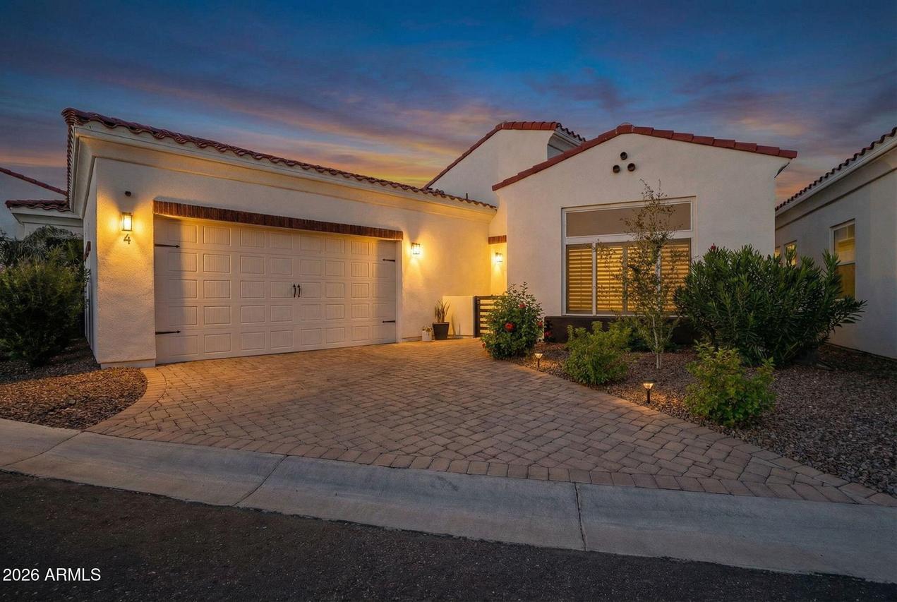 2777 W Queen Creek Rd. #4, Chandler, AZ 85248