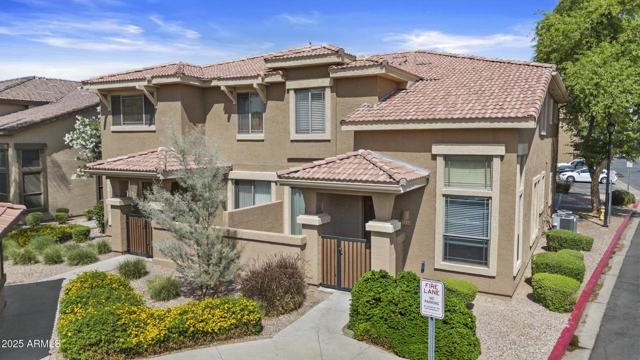 1225 N 36th St. #1015, Phoenix, AZ 85008