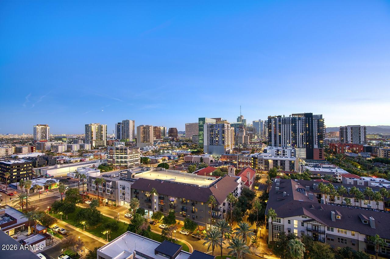200 W Portland St. #1113, Phoenix, AZ 85003