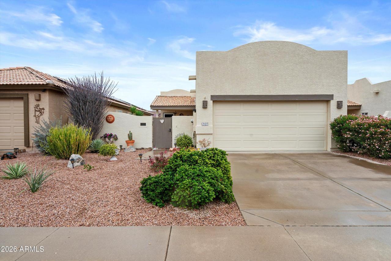 2122 N Sweetwater Dr., Casa Grande, AZ 85122