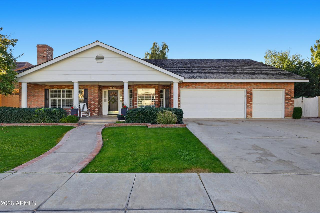 2562 S Salida Del Sol, Mesa, AZ 85202