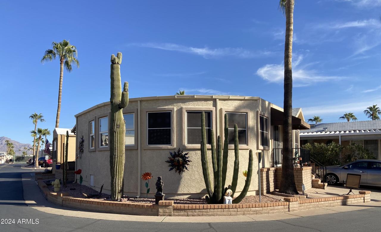 2061 S Walla Walla Cir., Apache Junction, AZ 85119