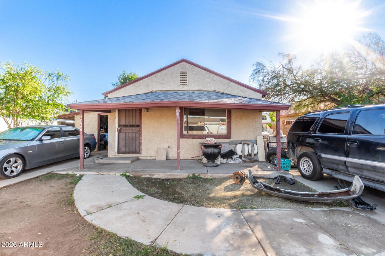 4039 W Tonto St., Phoenix, AZ 85009